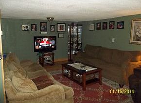2nd image of 4289 Peters Rd