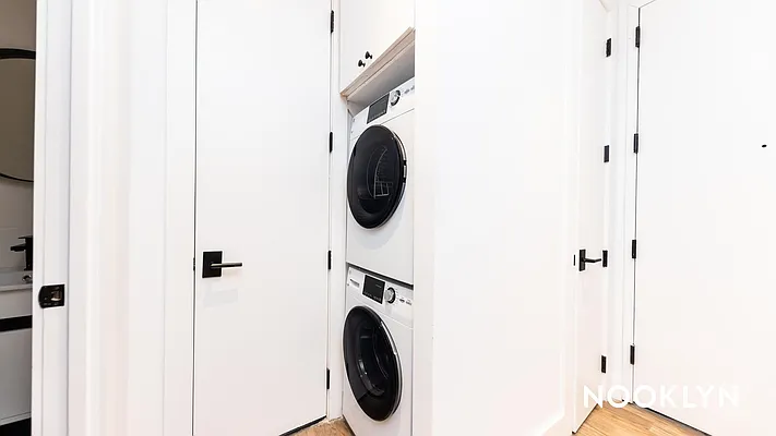 Rented by Nooklyn NYC LLC | media 17