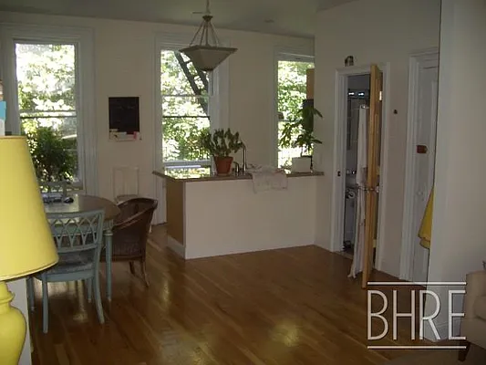 Rented by Brooklyn Heights Real Estate Inc | media 14