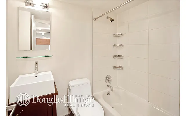 Rented by Douglas Elliman | media 22