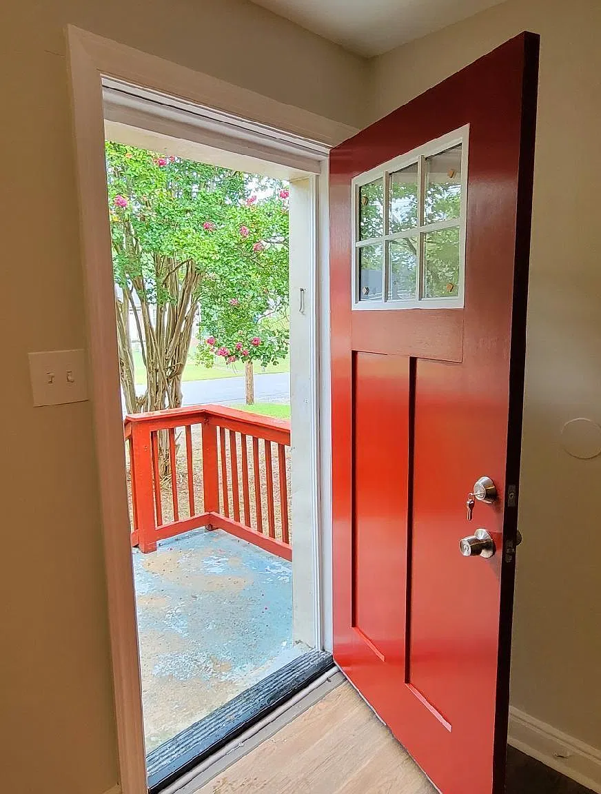 2 bed, 750 sqft, $1,500 — Photo 3