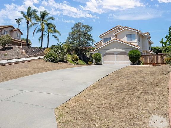 2nd image of 2062 Susan Ct