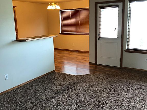 Family room into the dining area and kitchen