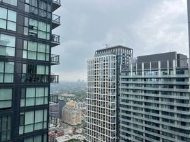 8 Widmer St
