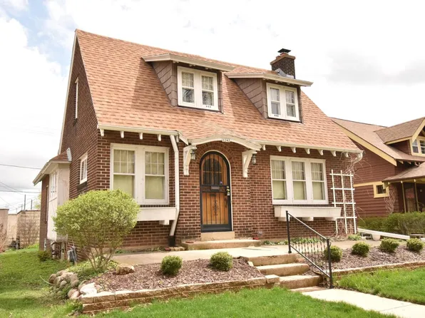 2242 North 53rd STREET, Milwaukee, WI 53208