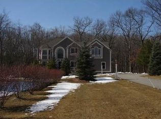 70 Thistle Rd, North Andover, MA 01845