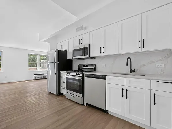 218 Myrtle Ave, Brooklyn, NY