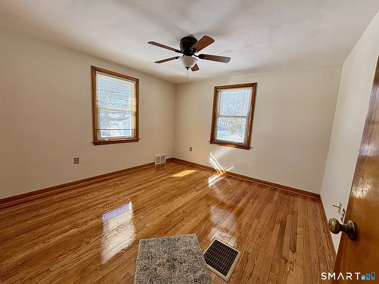 148 Edgewood Dr — Photo 13