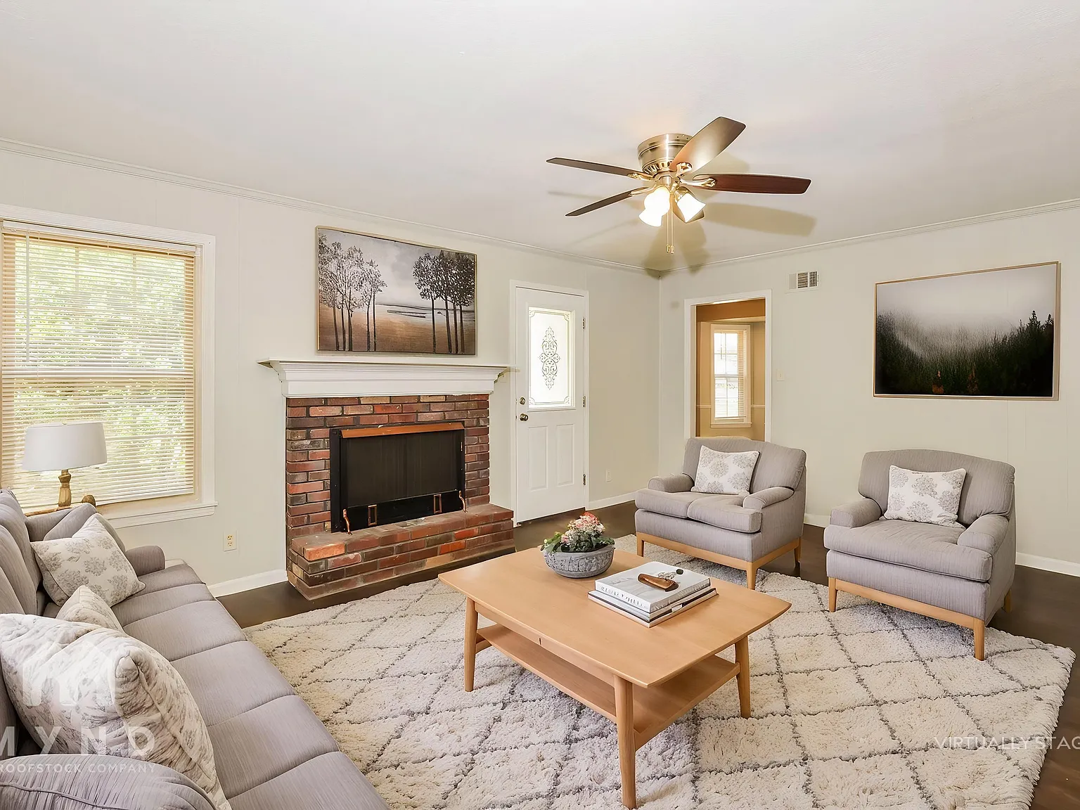 3 bed, 2.0 bath, 1915 sqft, $1,800 — Photo 2