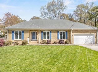 618 Royal Grant Dr, Chesapeake, VA 23322