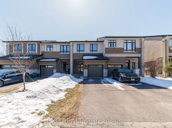 605 Tennant Way, Ottawa, ON K4M 0C6