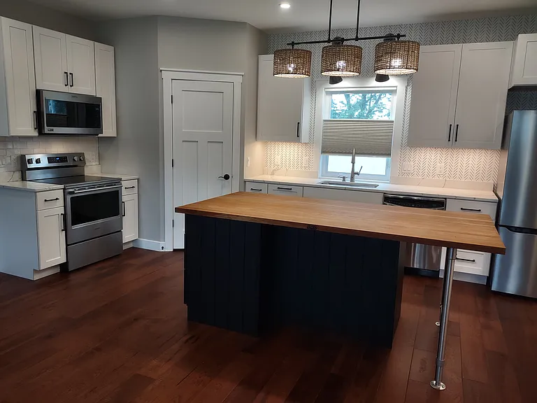 300 W Crawford Ave — Photo 10