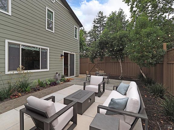 5th image of 4615 Sorrento Way