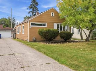 1520 Eggert Rd, Amherst, NY 14226