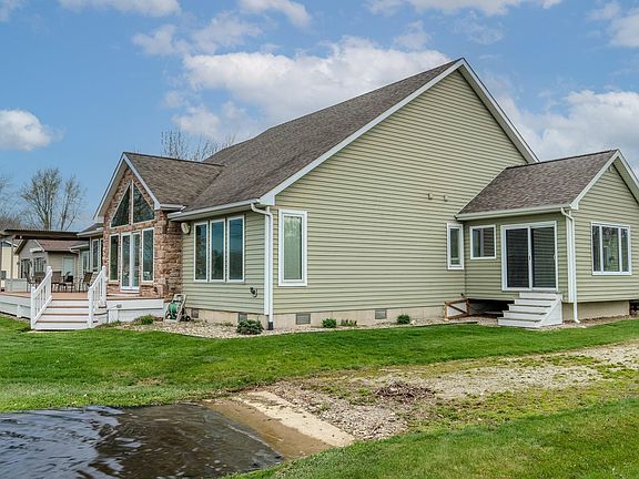 5th image of 56 E Sunny Acres Dr S
