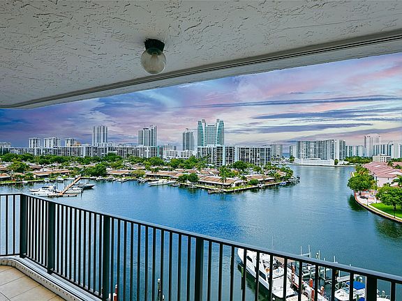 4th image of 300 Three Islands Boulevard #608