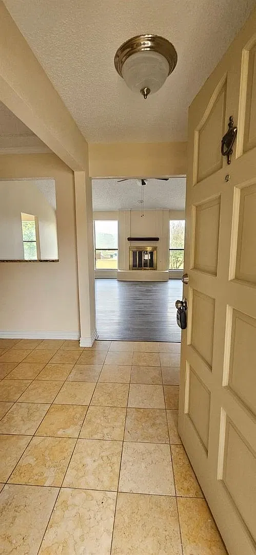 Beautifully Updated 3-Bed Home in Carrollton | Granite Counters, LVP Flooring & Private Backyard! — Photo 2