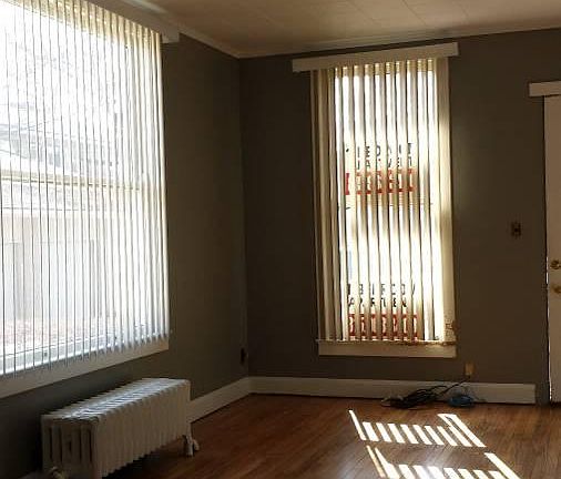 3rd image of 973 N Main St APT 8