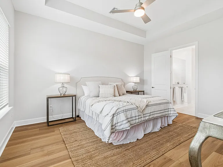 260 Sutton Dr — Photo 13