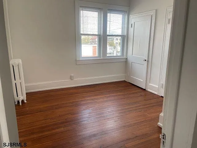 2 bed, 1.0 bath, $1,900 — Photo 4