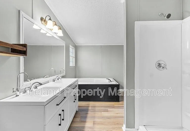 4216 Riverpoint Dr — Photo 19
