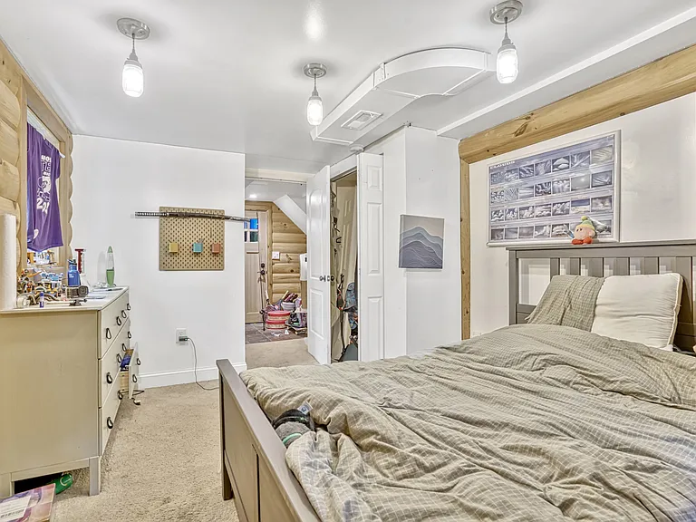 416 S Abingdon St — Photo 20