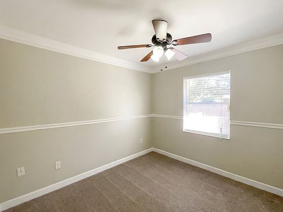 3rd image of 2035 Recker Hwy