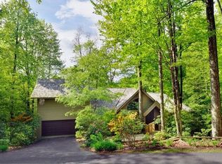 4002 Woodlands Dr, Linville, NC 28646