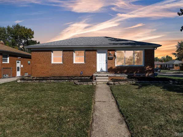 17175 Bell Ave, Eastpointe, MI 48021