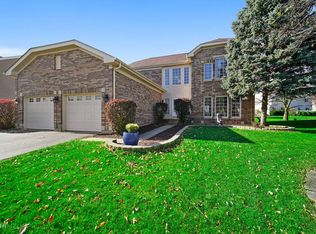 4526 Hatch Ln, Lisle, IL 60532