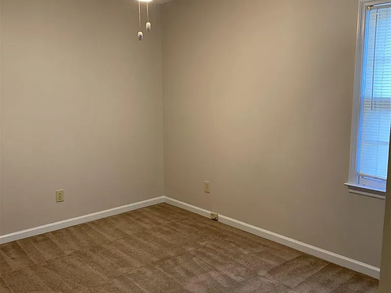 8142 Oldfield Rd SW #3 — Photo 6