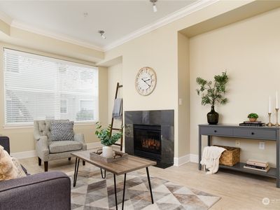 255 W Bakerview Road #B102, Bellingham, WA, 98226