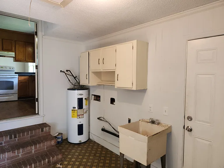 4634 Manchester Dr — Photo 28