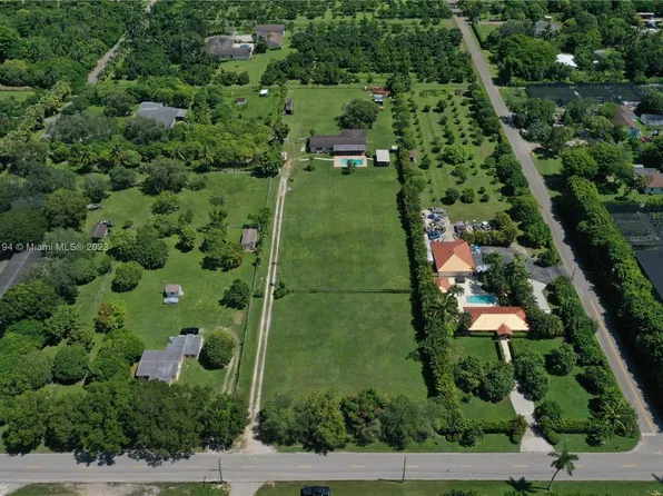 19345 SW 264th St, Homestead, FL 33031