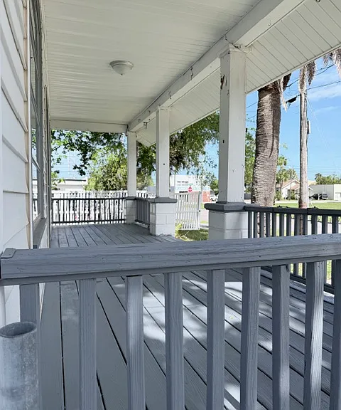 110 Kingston Ave — Photo 2