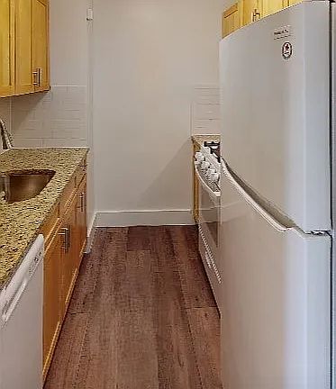 2nd image of 104-40 Queens Blvd #9N