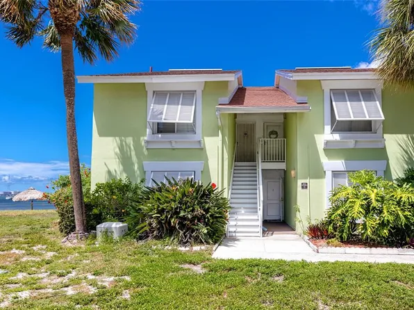 3735 42nd Way S Unit B, Saint Petersburg, FL 33711