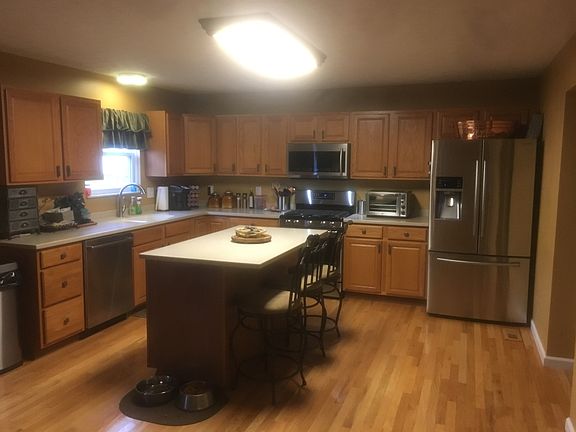 4th image of 116 Leasure Dr