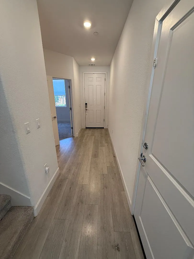 85 Savannah Ln — Photo 4
