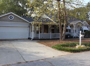 23 Nancy Dr, Greenville, SC 29617