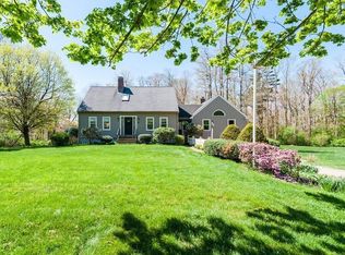 10 Wigwam Ln, Scituate, MA 02066