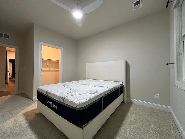 324 Bayberry Ln — Photo 29