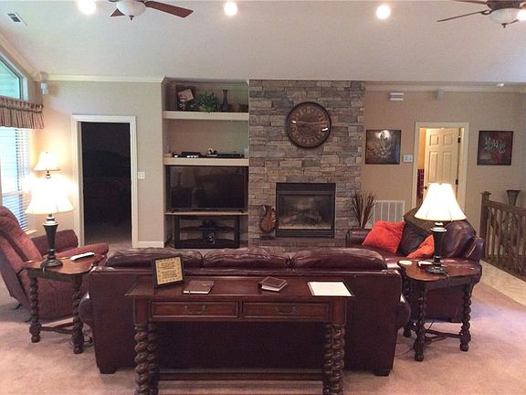 4th image of 21083 Black Oak Dr