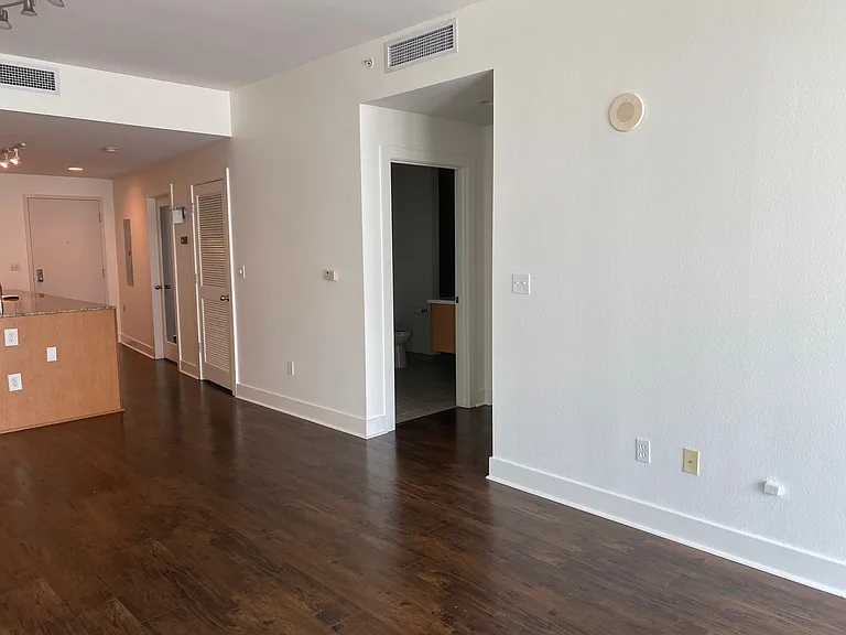 1208 E Kennedy Blvd #617E — Photo 16