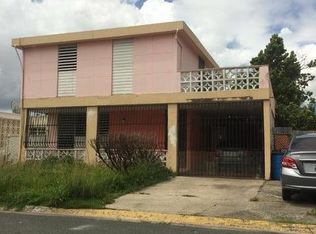 R3 Calle Leila W, Toa Baja, PR 00949