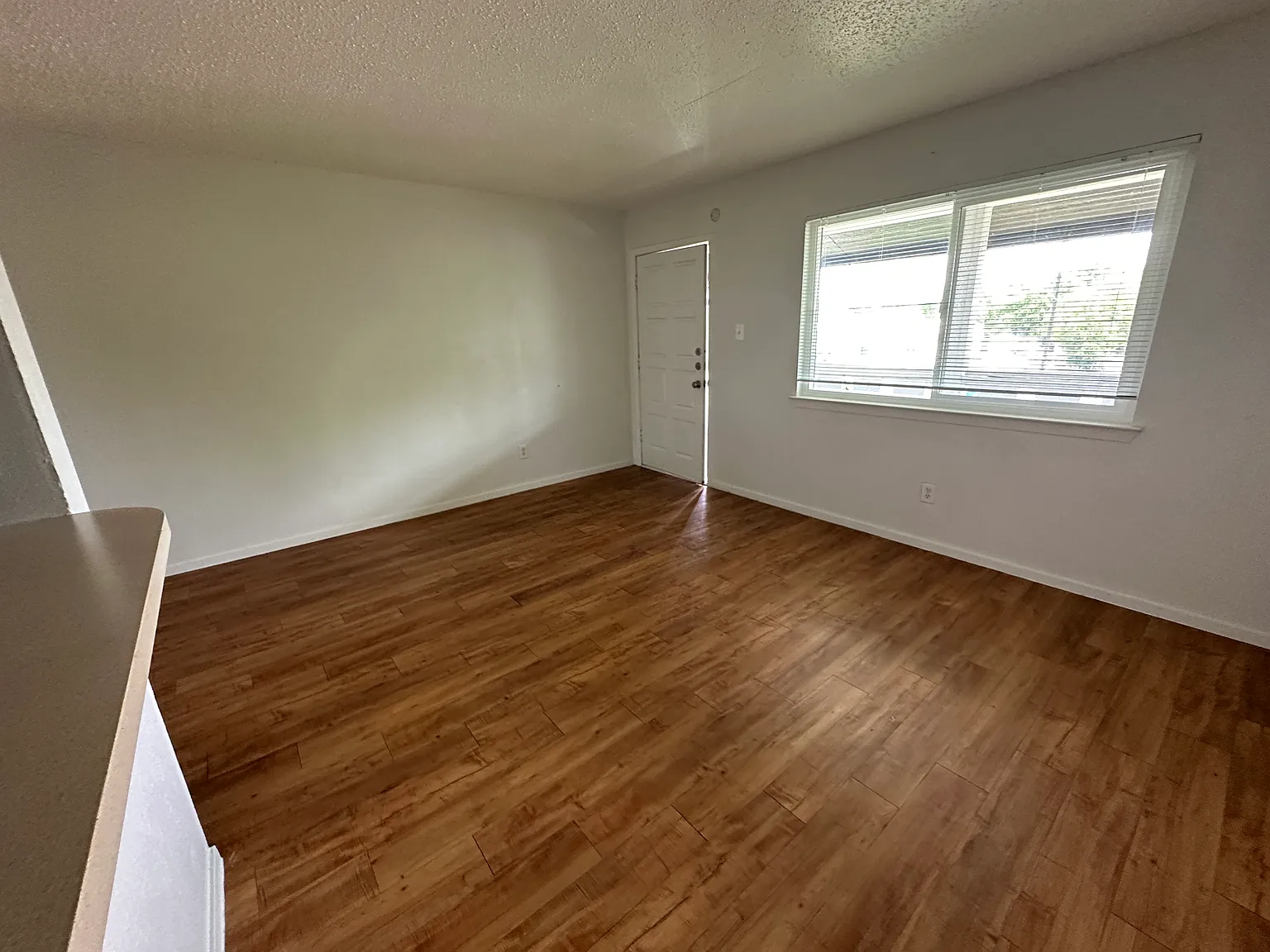 10810 Newmont Apartments LLC — Photo 2