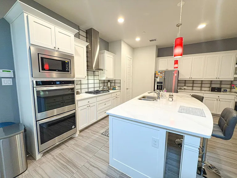 2839 Highpoint Ct — Photo 8
