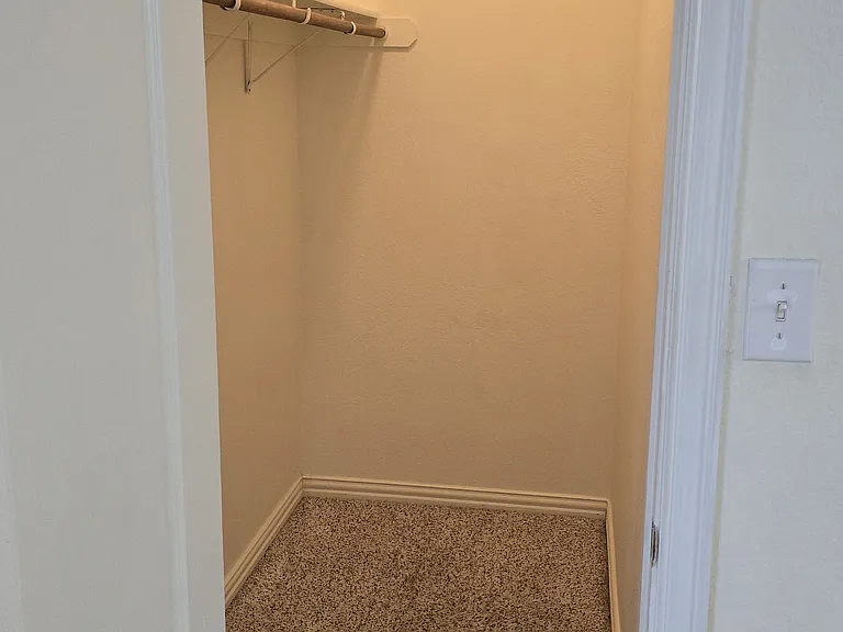 Guest Bedroom Closet