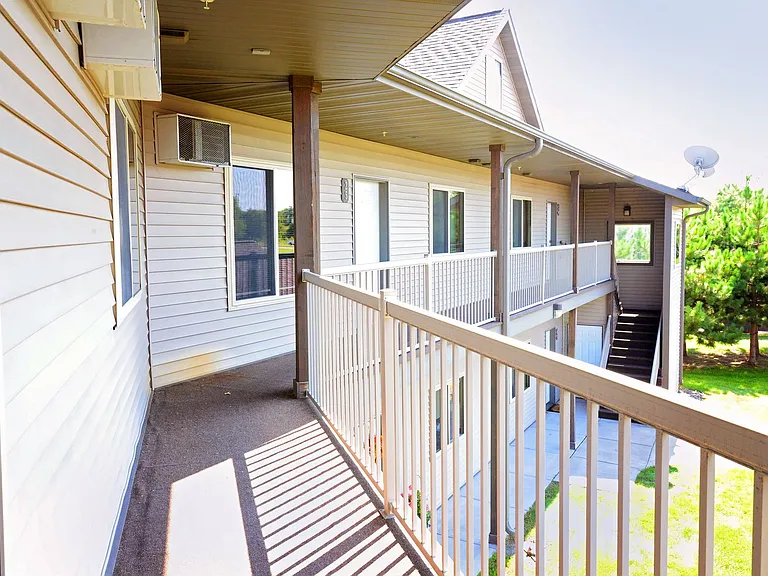 100 Sunshine Cir #22 — Photo 3