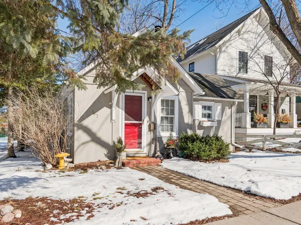 147 1st St, Excelsior, MN 55331